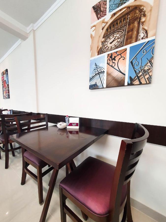 Avenida Palace 3*